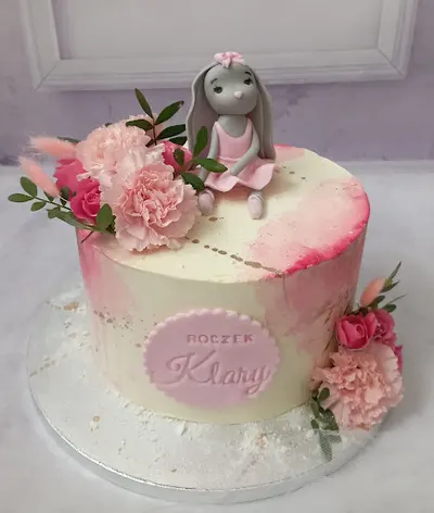 Pracownia Tortów Artystycznych Wisienki na tortach